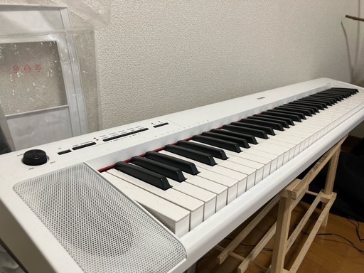 YAMAHA 電子ピアノ