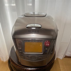 炊飯器　の画像