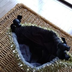ハンドメイドキラキラド派手な巾着袋（ゴールド）の画像