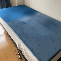 【5月下旬お渡し】エムリリー 優反発 マットレストッパー　シングル