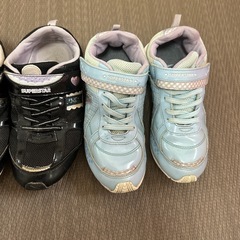 子どもシューズ0円の画像