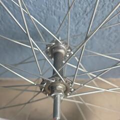 自転車タイヤの画像