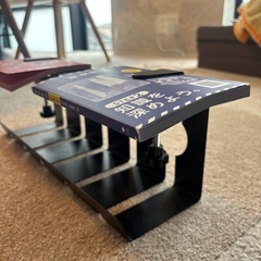 ケーブルトレー　デスク下設置の画像