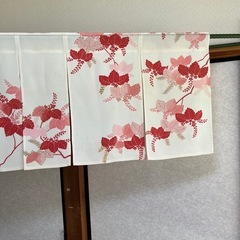 暖簾、着物素材、リメイク、横〜145—丈46!
の画像