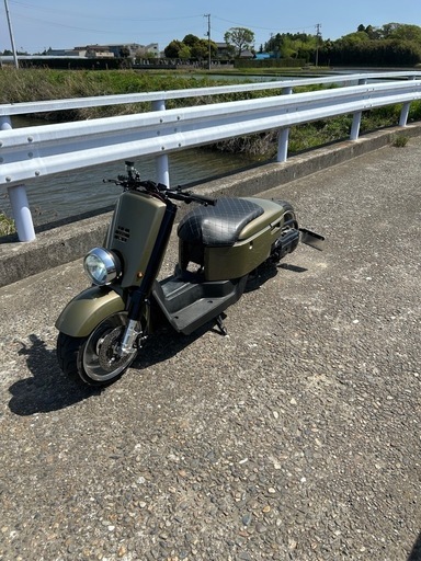 目立つ！YAMAHA VOXロンホイ、太足