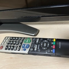 【期間限定出品！格安】TV、SHARP、AQUOSの画像
