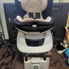 値下げ　回転式チャイルドシートの画像