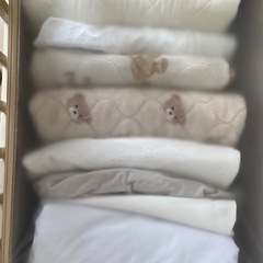 ベビーベッドの画像