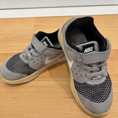 NIKE靴15cmの画像