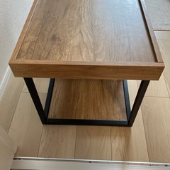 テーブル　の画像