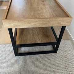 テーブル　の画像