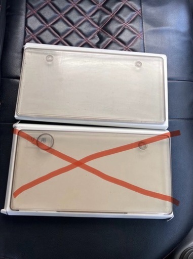 ナンバーカバー　黄ばみライトスモーク