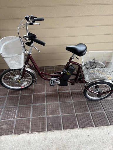 引き取り限定！電動三輪車。訳あり。