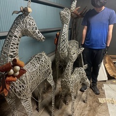 クリスマス　イルミネーション　光るトナカイ
