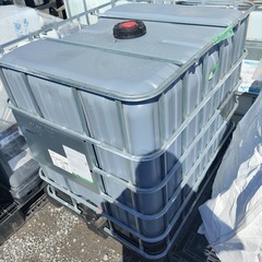 IBCコンテナ　バルクコンテナ　貯水タンク　1000リットルの画像