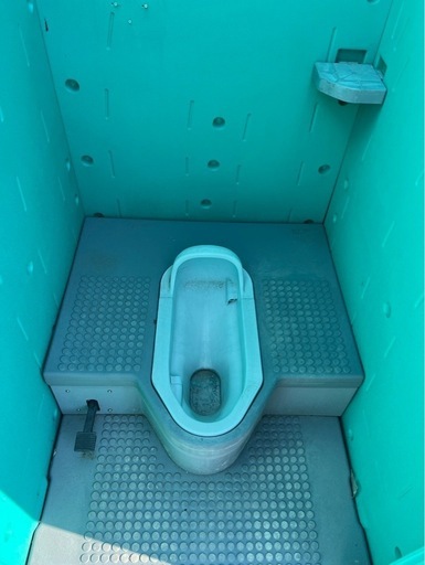 仮設トイレ　和式
