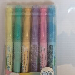 未使用　フリクション　消せるマーカー6色セットの画像