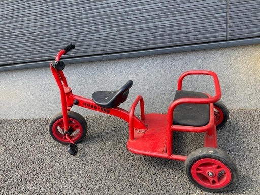 二人乗り三輪車