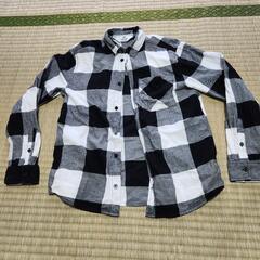 子ども服・チェックシャツ