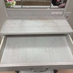 【お取引先決まりました
】3面鏡ドレッサー(椅子付き)🪞✨️の画像