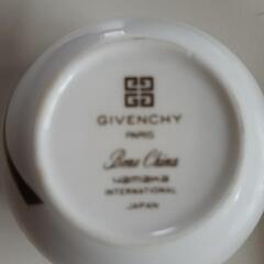 ＧIVＥNCHY　カップ