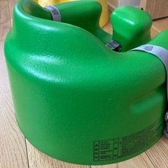 バンボ　　　ベビーチェア
の画像