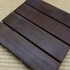 ウッドデッキタイル　高級品　イペ材　フラット　30cm角　１０枚（箱）②の画像