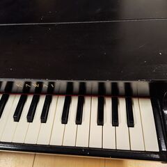 KAWAI　トイピアノ　グランドピアノ ブラック の画像