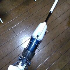 サイクロンスティック掃除機　ツインバード