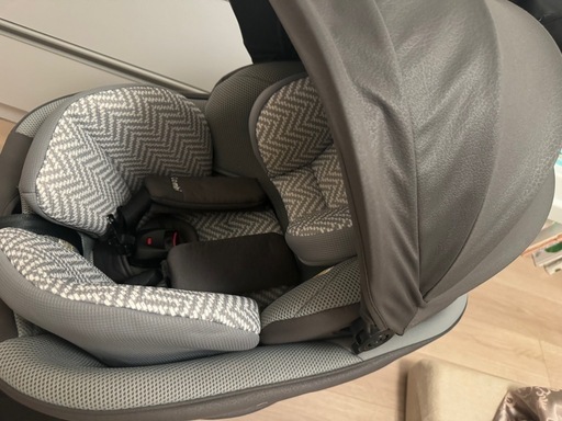 コンビ　クルムーブスマート　ISOFIX