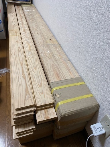 木の板　80本以上