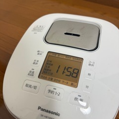 【受付終了】炊飯器　5号炊き　Panasonic　