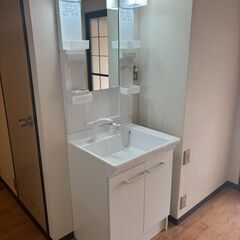 🏠敷金・礼金なし＆仲介手数料無料☆お値打ち1K☆大型ショッピングモール近くで便利☆ − 三重県