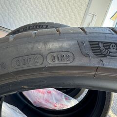 ミシュランパイロットスポーツ4s 225/35r20の画像