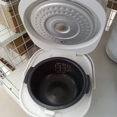 ★ジモティ割あり★ SHARP 炊飯器 KS-CF05A-W  19年製 動作確認／クリーニング済み TC8396