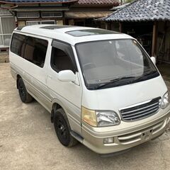 ハイエースワゴン ディーゼル 4WD リビングサルーンＥＸ スーパーカスタムＧ サンルーフ付の画像