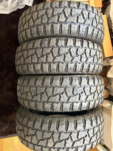 軽自動車用 ブロックタイヤ4本セット