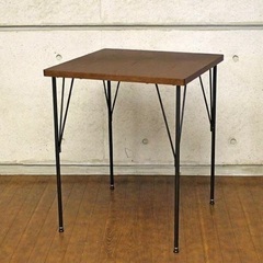 ダイニングテーブル　カフェテーブル