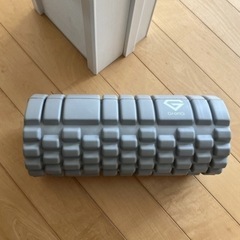 GONG製　グレーのフォームローラーの画像