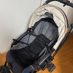 コンビ　ベビーカー　すごカルα 4キャスエッグショック