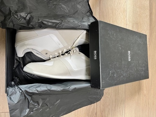 新品未使用BOSSメンズスニーカー　BOSS本店購入　26.5cm