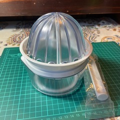 【未使用品】グレープフルーツカッター 手動ジューサーの画像