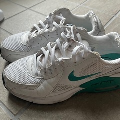 NIKE Air Max
