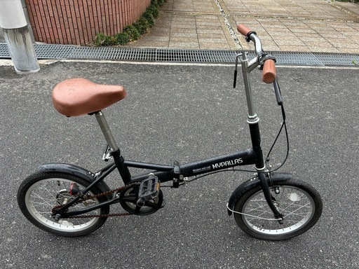 折畳み自転車 (案山子) 須磨海浜公園の折りたたみ自転車の中古 折畳み自転車 (案山子) 須磨海浜公園の折りたたみ自転車の中古