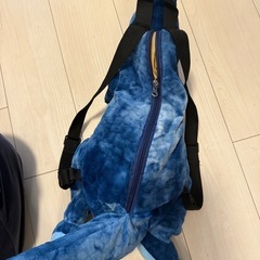 恐竜 ぬいぐるみリュックの画像