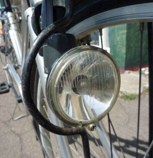 27インチ シティサイクル シルバー 3段変速 カゴ・ライト・カギ付き