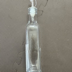 オイルガラスボトル