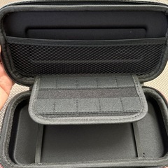 switch right ケースの画像