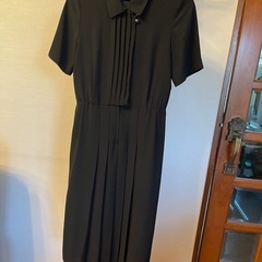 黒　ワンピース