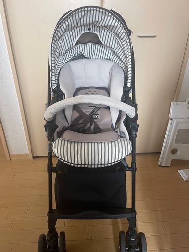 【値下げ】コンビ　スゴカルα 4キャス　ベビーカー　combi
